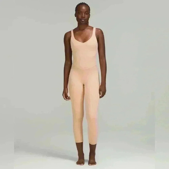 Lululemon 🍋 Align Bodysuit  25" - Picture 2 of 4